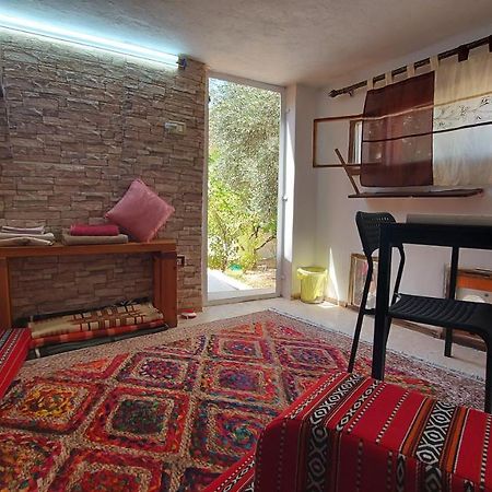 Our Villa'S Private Apartments - Hq Budget Stay - Wonderful Horizon View Of Jerash Джараш Экстерьер фото