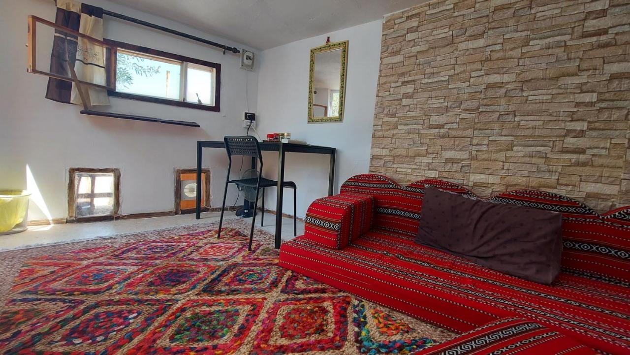 Our Villa'S Private Apartments - Hq Budget Stay - Wonderful Horizon View Of Jerash Джараш Экстерьер фото