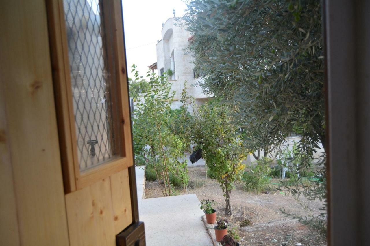 Our Villa'S Private Apartments - Hq Budget Stay - Wonderful Horizon View Of Jerash Джараш Экстерьер фото