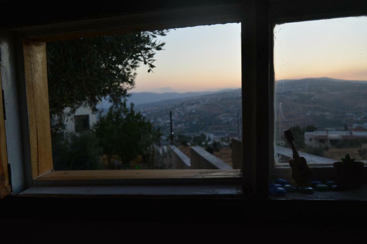 Our Villa'S Private Apartments - Hq Budget Stay - Wonderful Horizon View Of Jerash Джараш Экстерьер фото