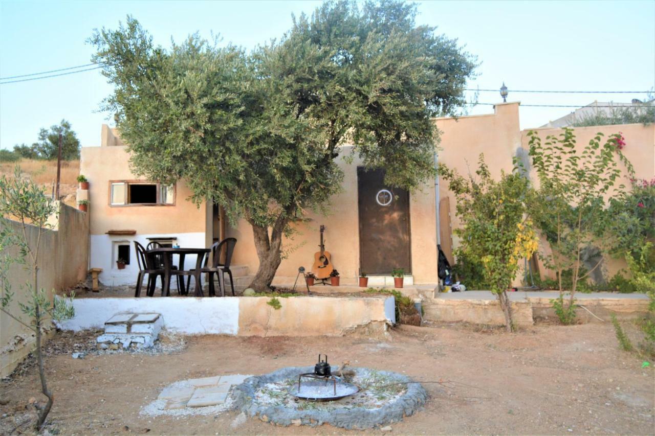 Our Villa'S Private Apartments - Hq Budget Stay - Wonderful Horizon View Of Jerash Джараш Экстерьер фото