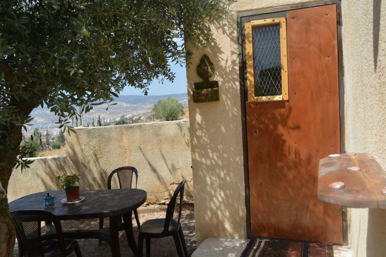 Our Villa'S Private Apartments - Hq Budget Stay - Wonderful Horizon View Of Jerash Джараш Экстерьер фото